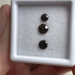 Epidote 3 piece set .91 total ct